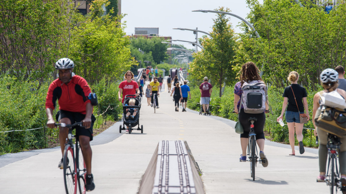 The 606 Bloomingdale Trail through Wicker Park