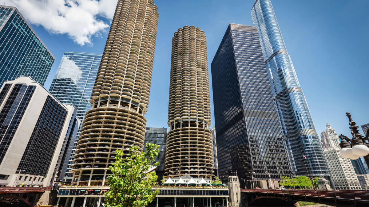 Marina City twin towers and the River North skyline