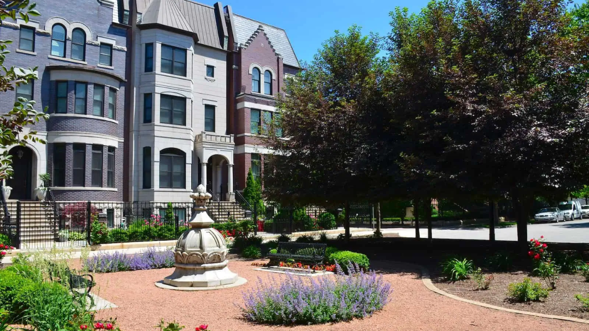 The historic Prairie Avenue District in the South Loop