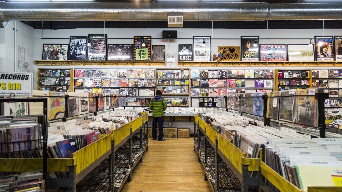 Vintage and record shops in Wicker Park