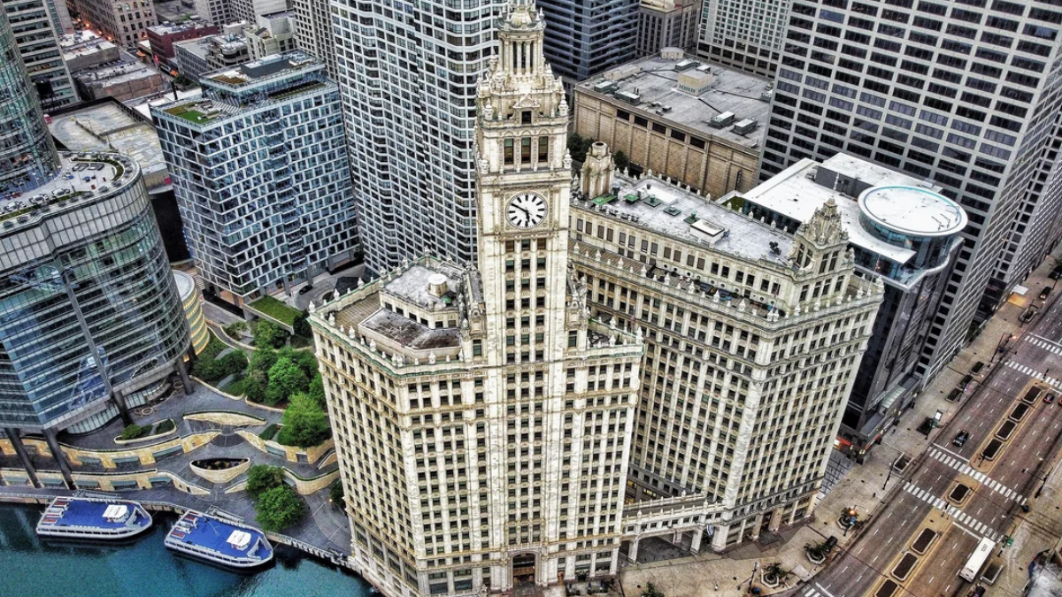 The Wrigley Building on the Magnificent Mile